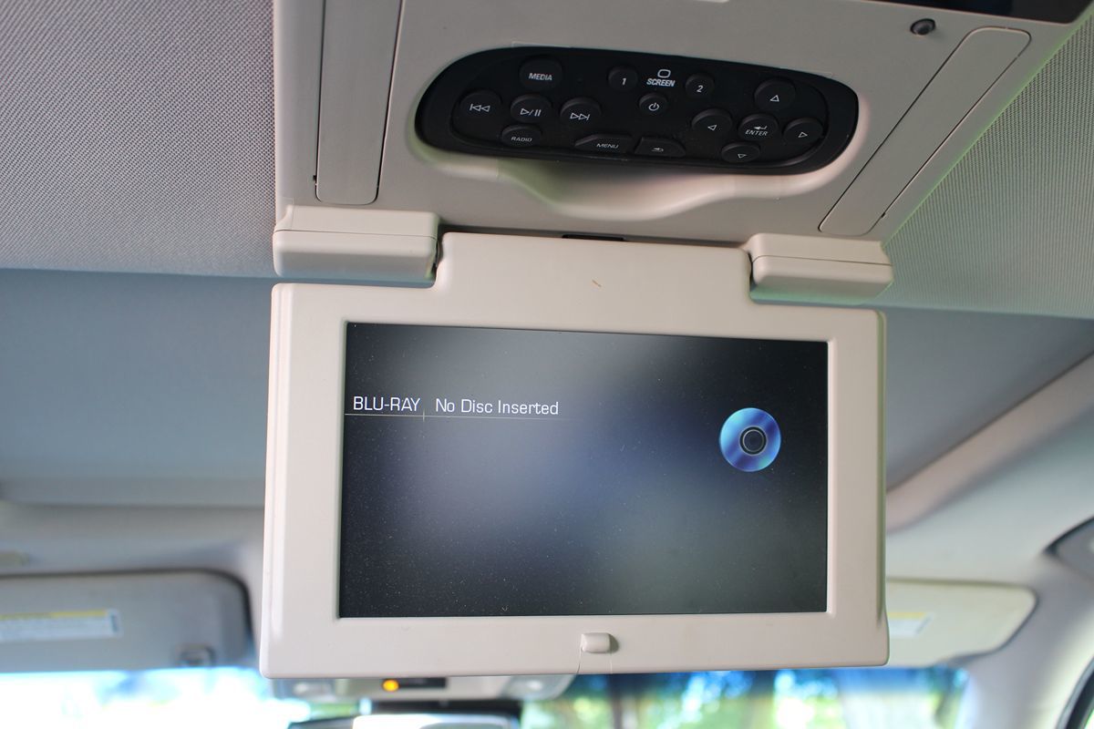 2015 Cadillac Escalade ESV Premium - Photo 18