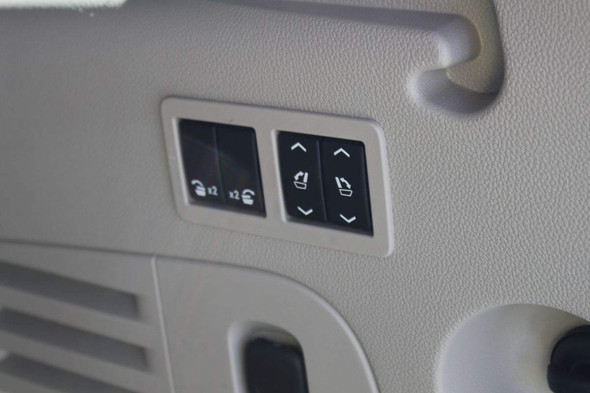 2015 Cadillac Escalade ESV Premium - Photo 29