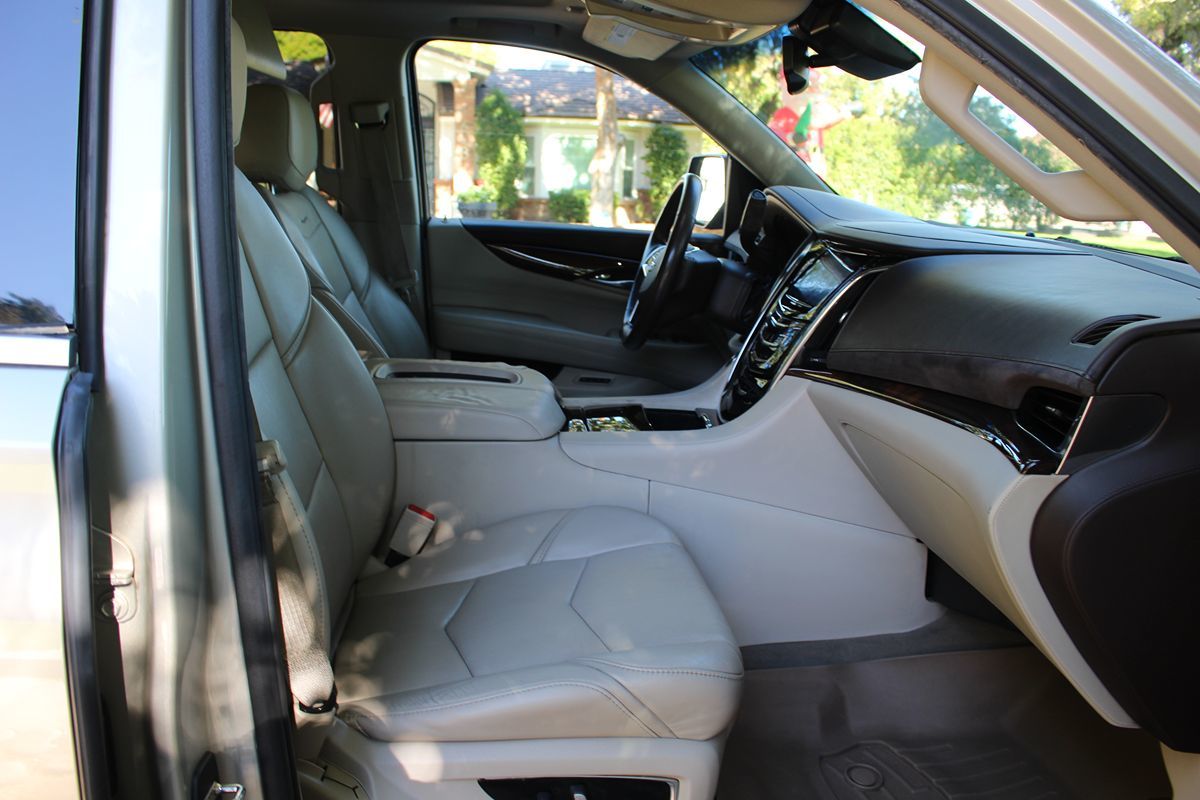 2015 Cadillac Escalade ESV Premium - Photo 24