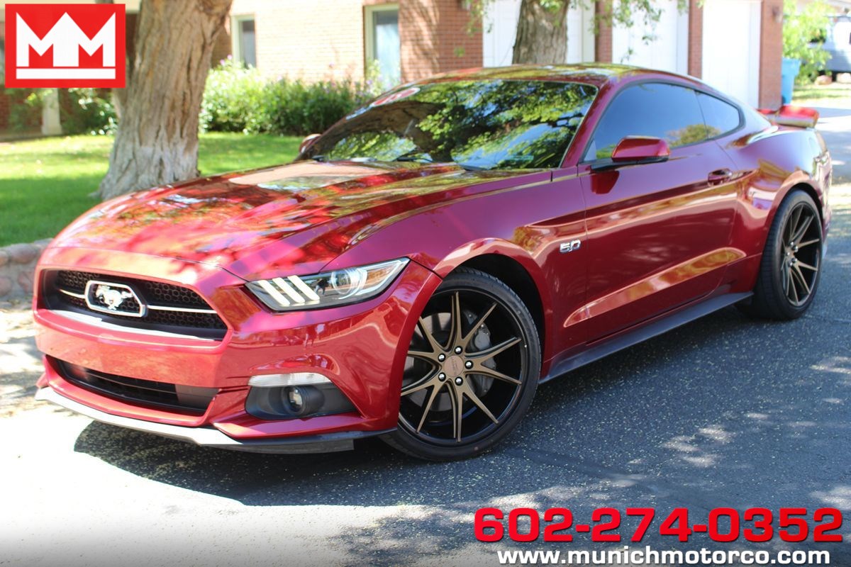 2015 Ford Mustang GT Coupe's photo
