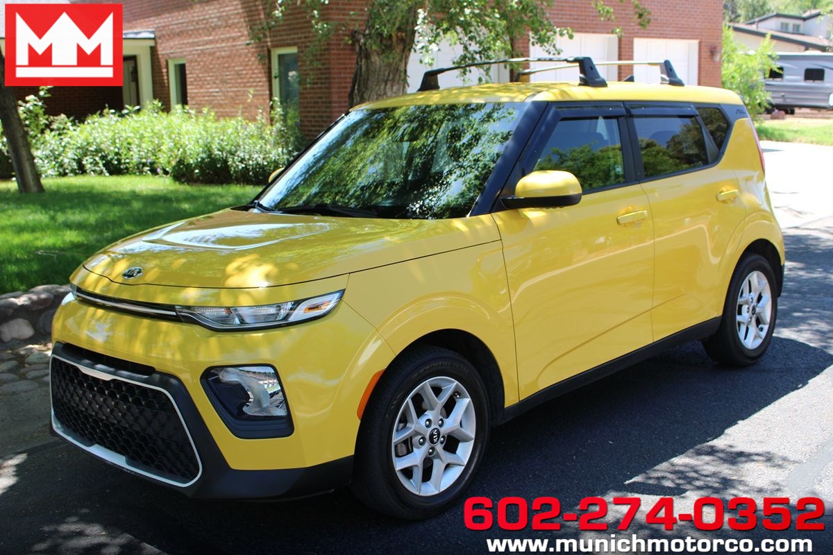 2020 Kia Soul 2.0L S IVT's photo