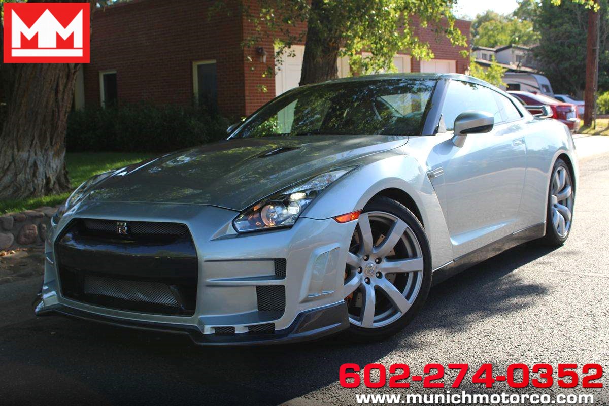 2009 Nissan GT-R GT-R Premium's photo