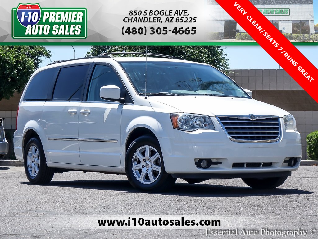 2010 Chrysler Town & Country Touring