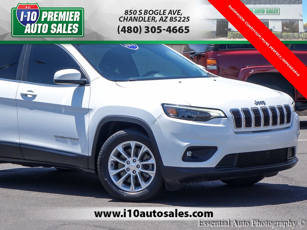 Sold 2019 Jeep Cherokee Latitude in Gilbert