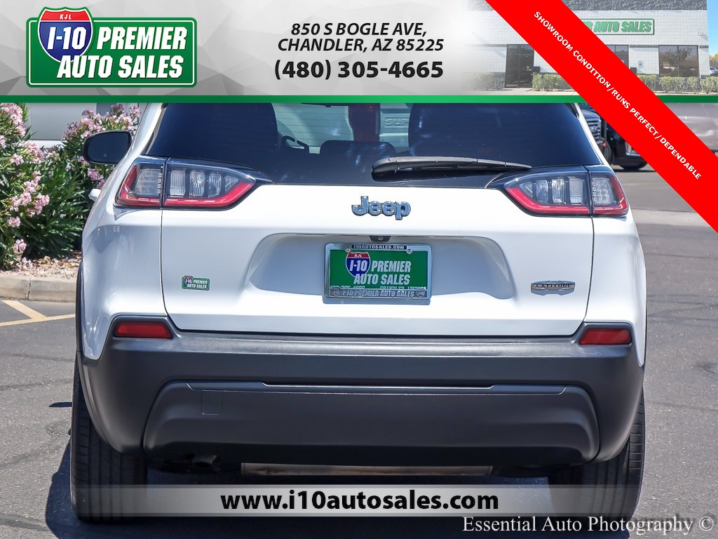 Sold 2019 Jeep Cherokee Latitude in Gilbert