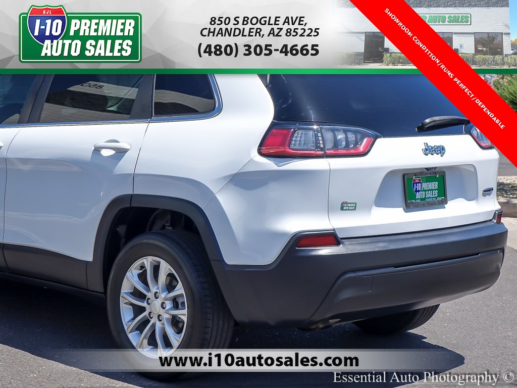 Sold 2019 Jeep Cherokee Latitude in Gilbert