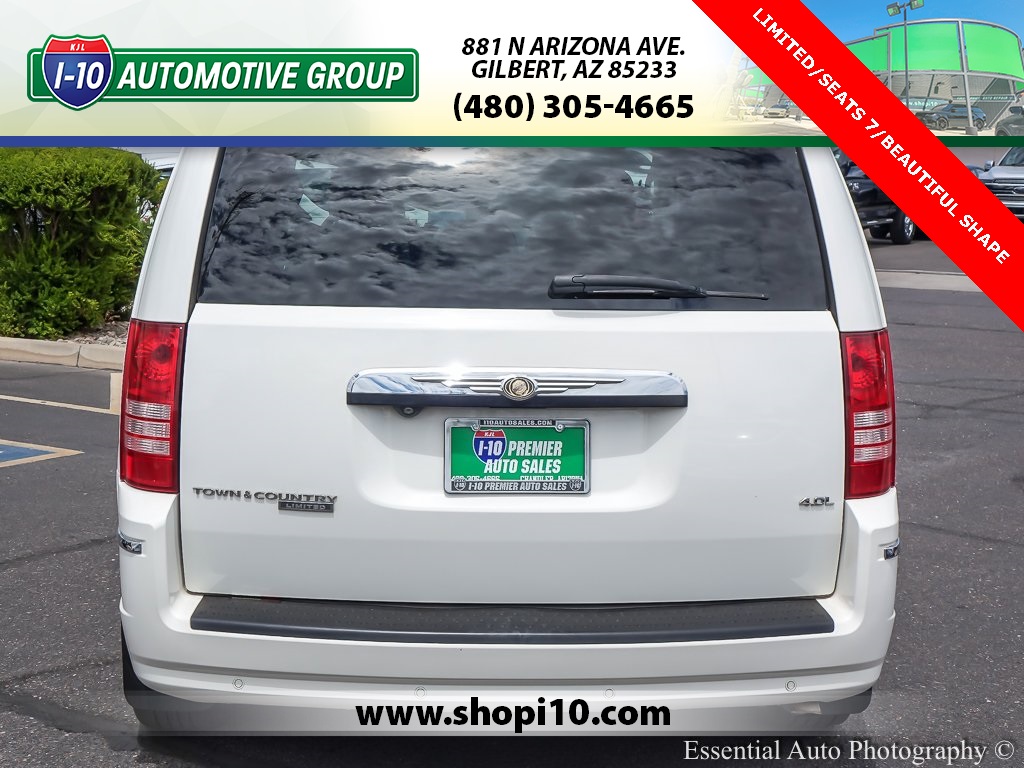 Sold 2008 Chrysler Town Country Limited in Gilbert