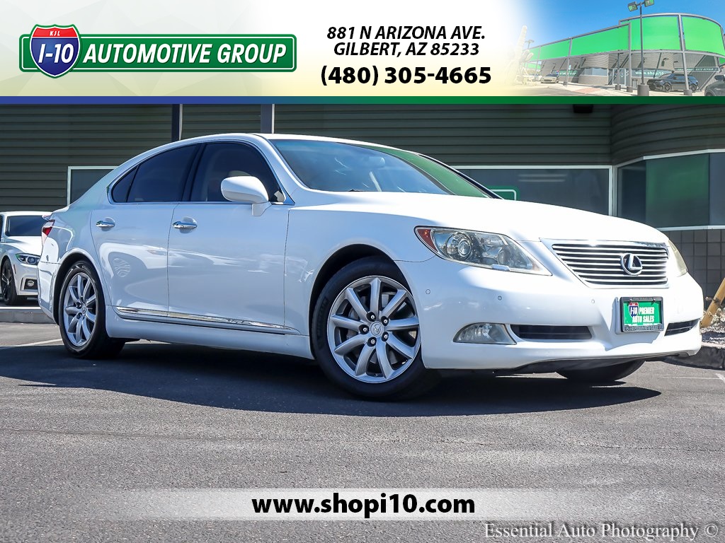 Comfortable sports car as a model: Lexus LS 460 F Sport Comfortable sports car as a model: Lexus LS 460 F Sport