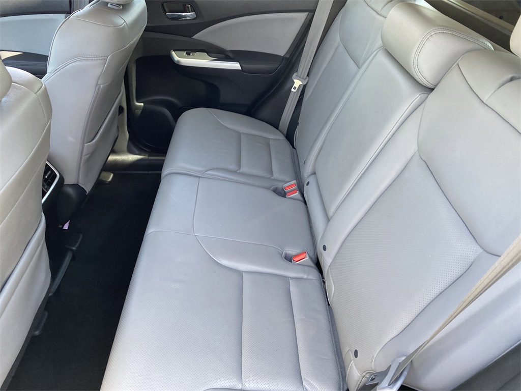 2016 Honda CR-V Touring photo 16