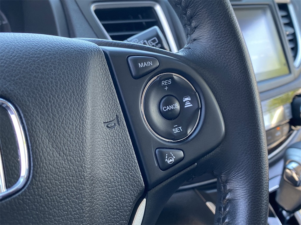 2016 Honda CR-V Touring photo 24