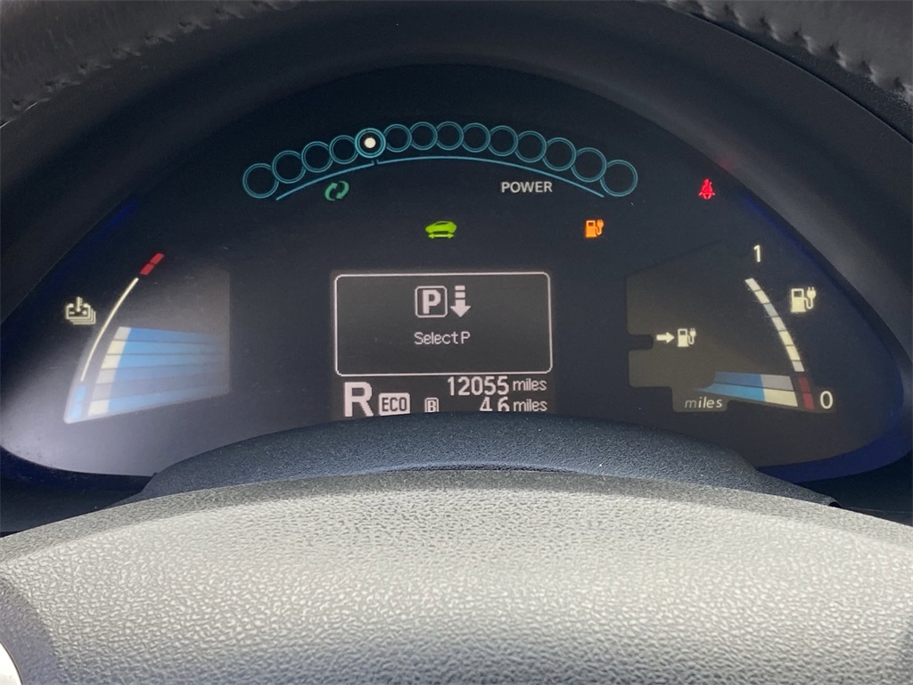 2017 Nissan Leaf SL photo 26