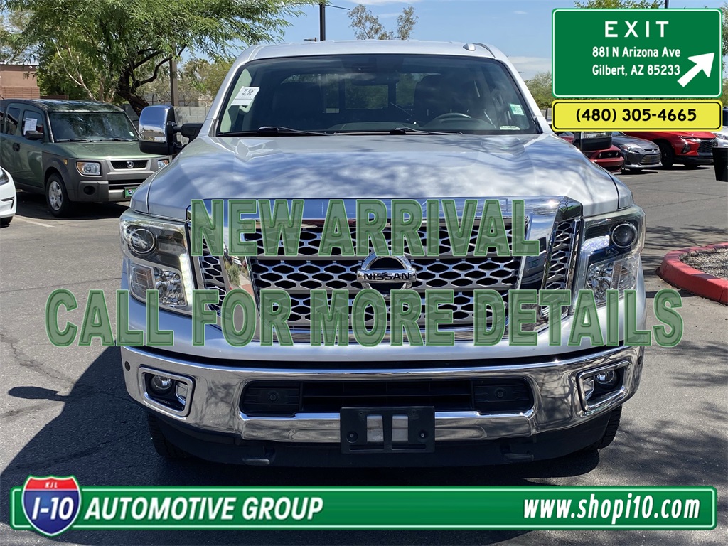 2017 Nissan Titan SL photo 3