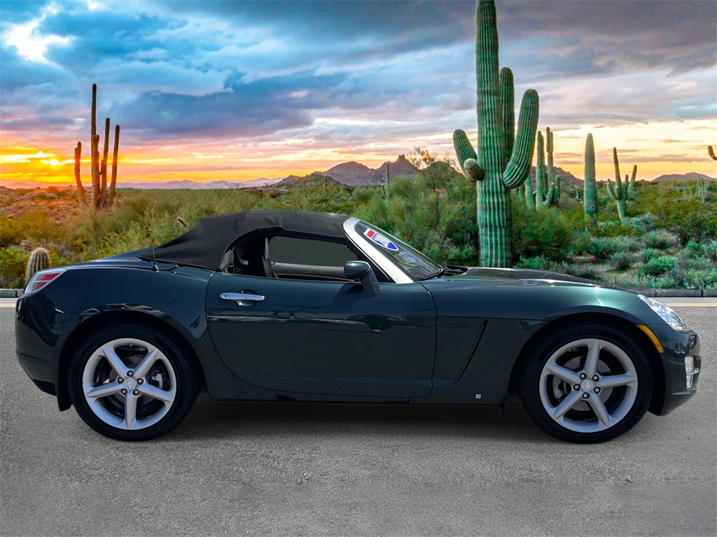 2008 Saturn Sky Convertible photo 2