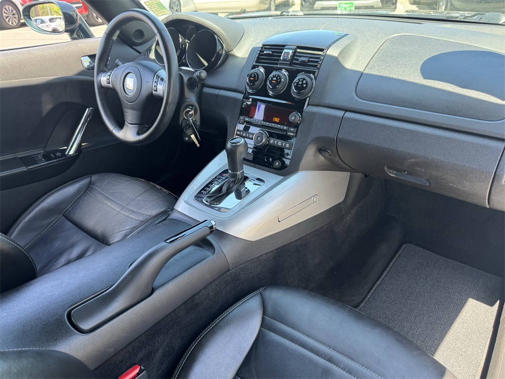 2008 Saturn Sky Convertible photo 10