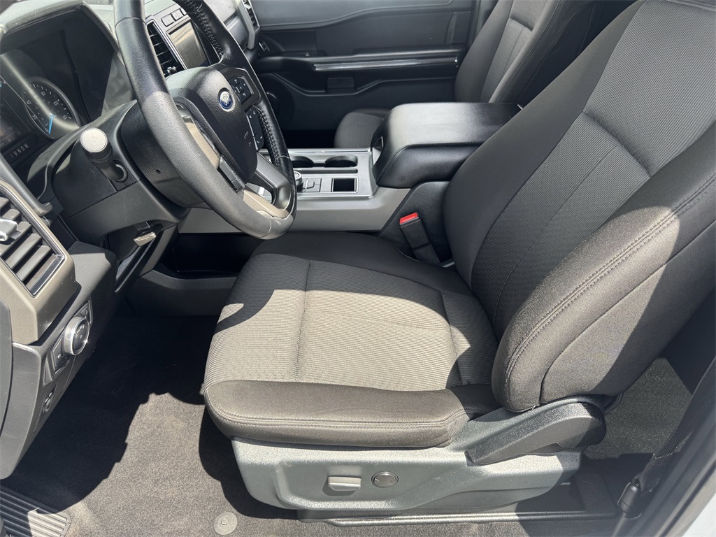 2020 Ford Expedition MAX XLT photo 15