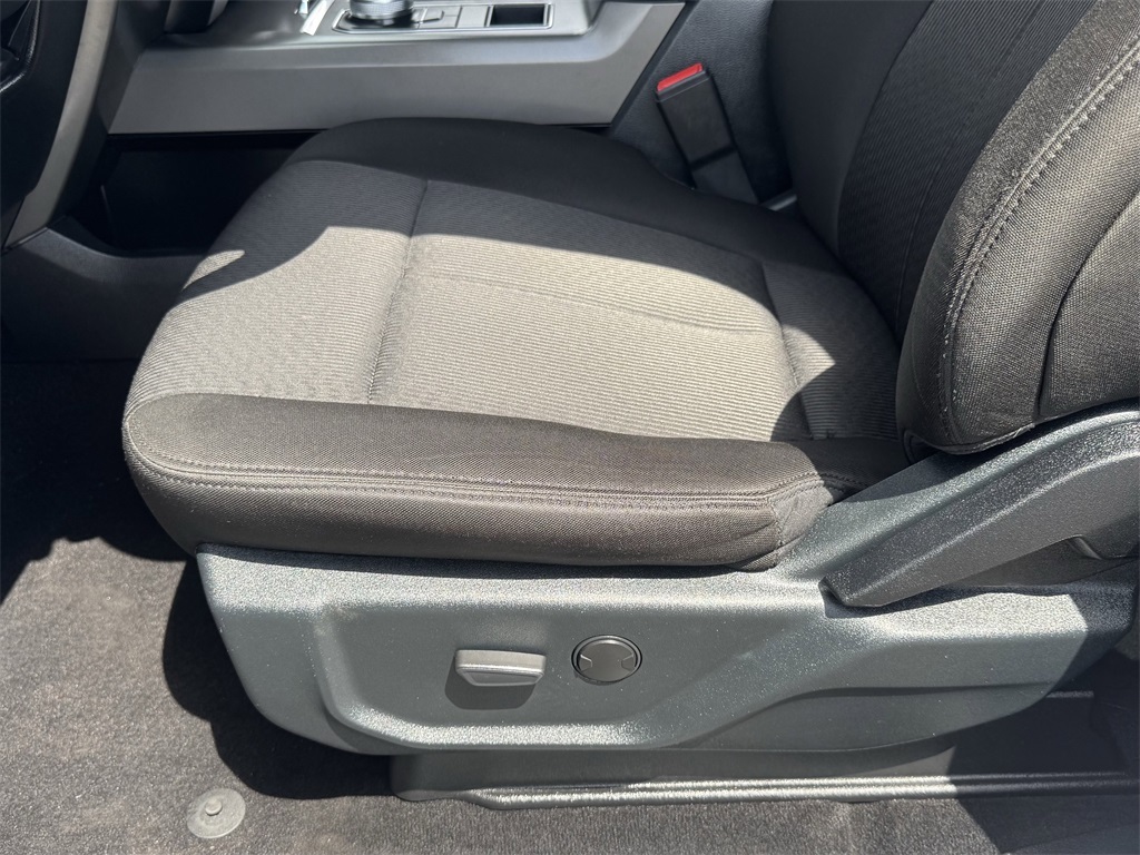 2020 Ford Expedition MAX XLT photo 16