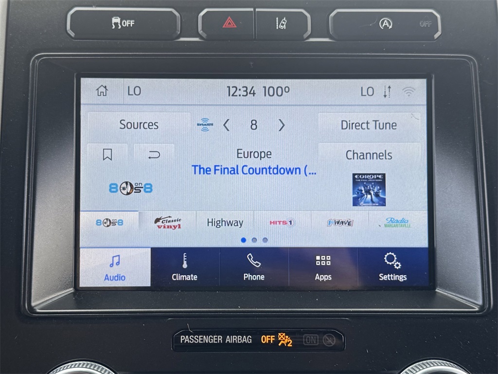 2020 Ford Expedition MAX XLT photo 18