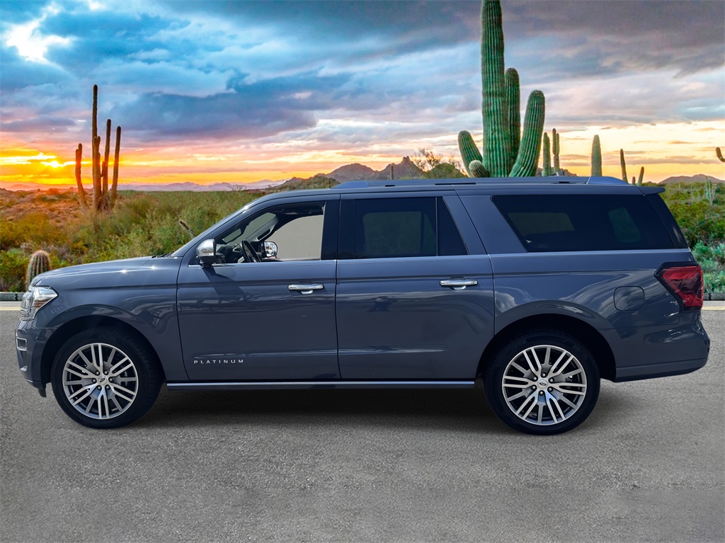 2022 Ford Expedition MAX Platinum photo 4