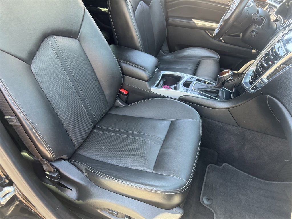 2013 Cadillac SRX Premium photo 8