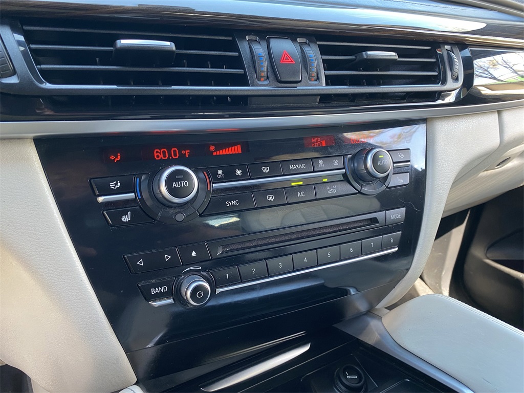 2016 Bmw X6 sDrive35i M photo 22