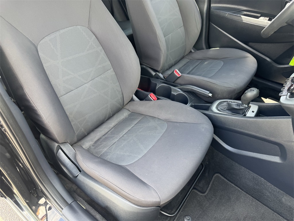 2017 Kia Rio LX photo 8