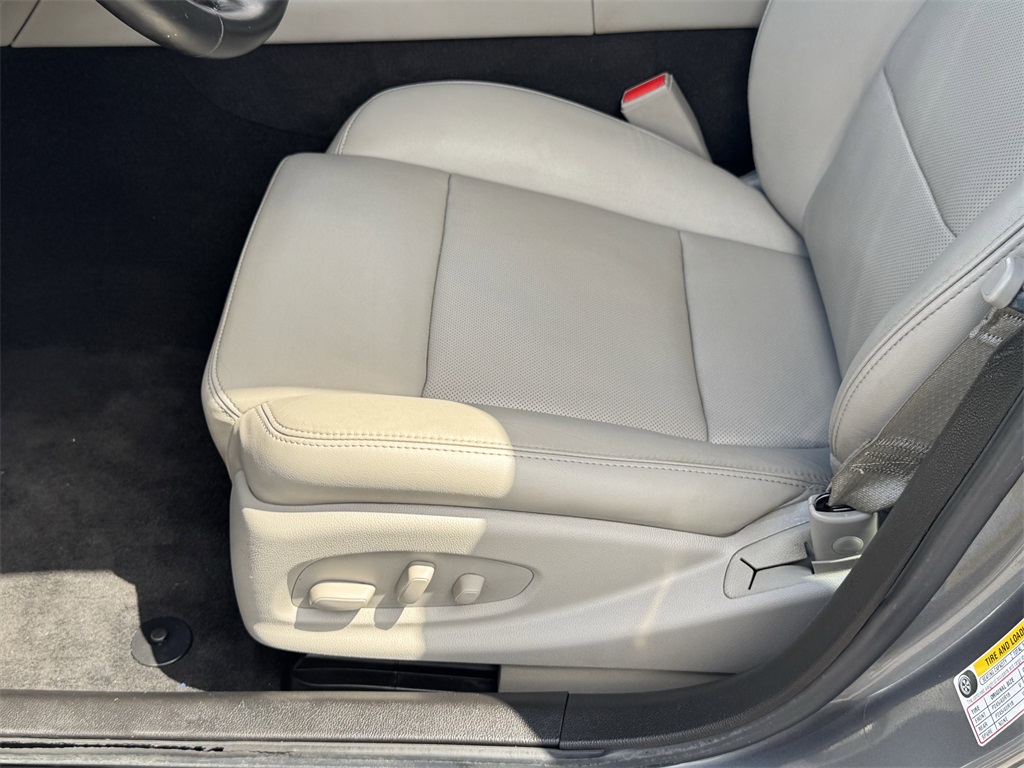 2018 Cadillac CTS Sedan Luxury photo 19