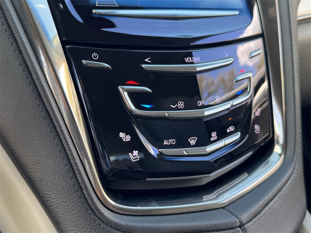 2018 Cadillac CTS Sedan Luxury photo 23