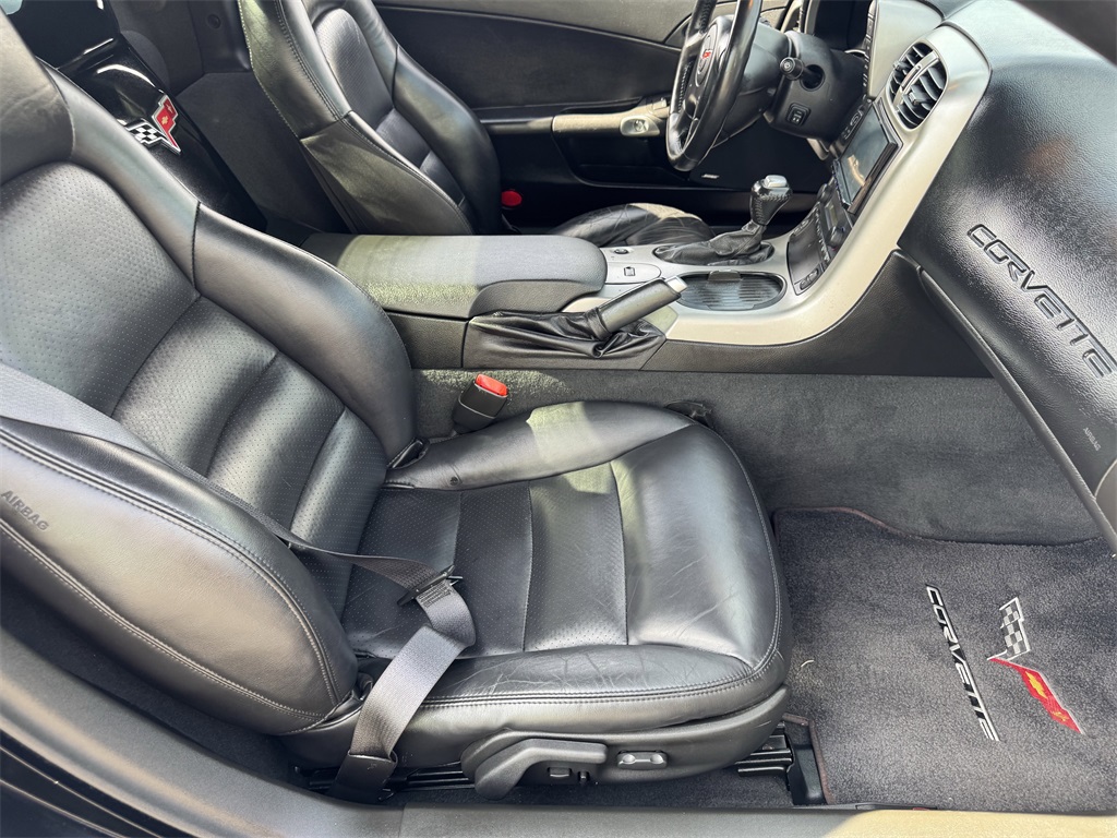 2005 Chevrolet Corvette photo 9