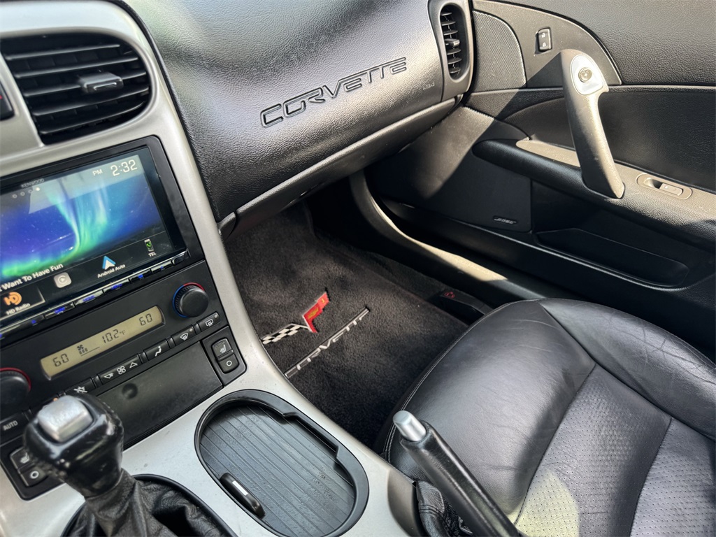 2005 Chevrolet Corvette photo 12