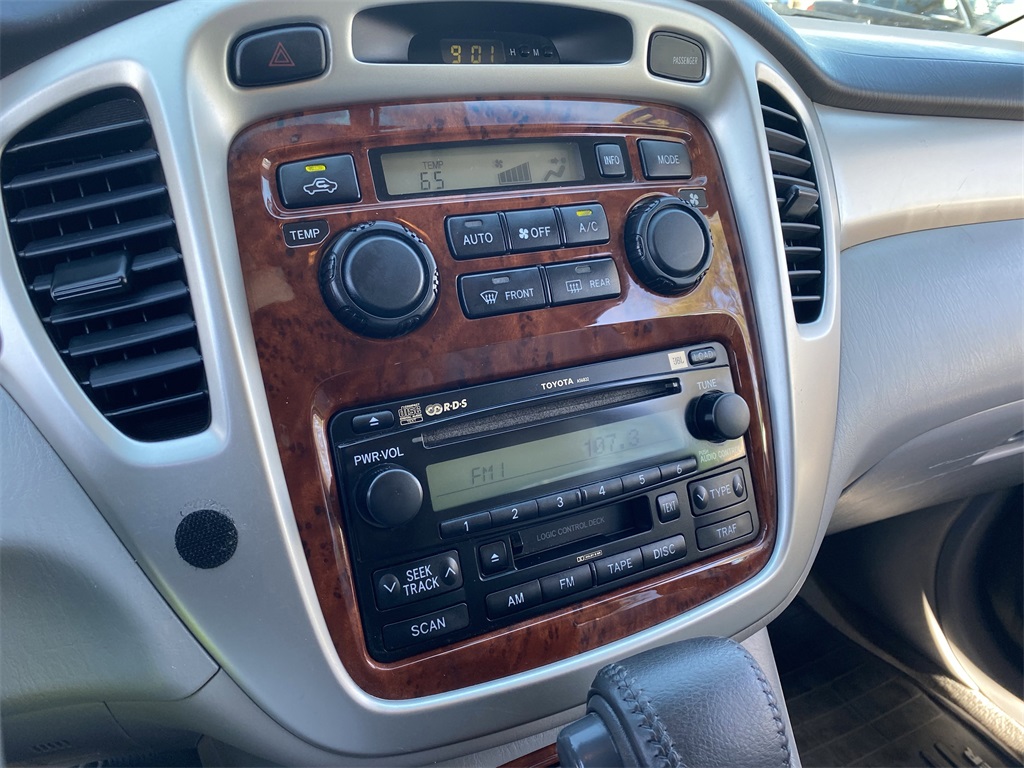 2007 Toyota Highlander Hybrid Limited photo 23