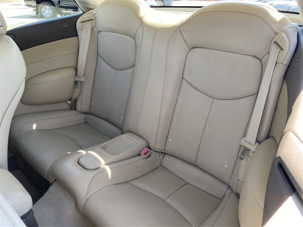 2009 Infiniti G37 Convertible Base photo 13