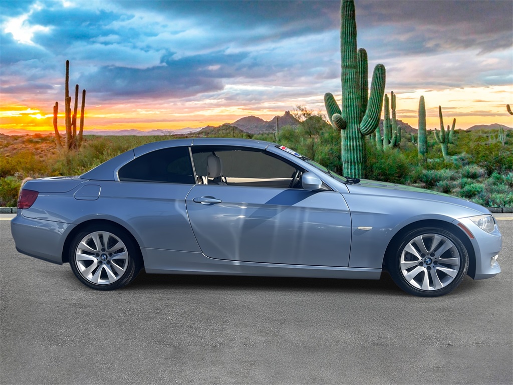 2012 Bmw 335i 3-Series photo 2