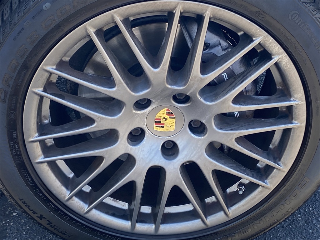 2017 Porsche Cayenne photo 8