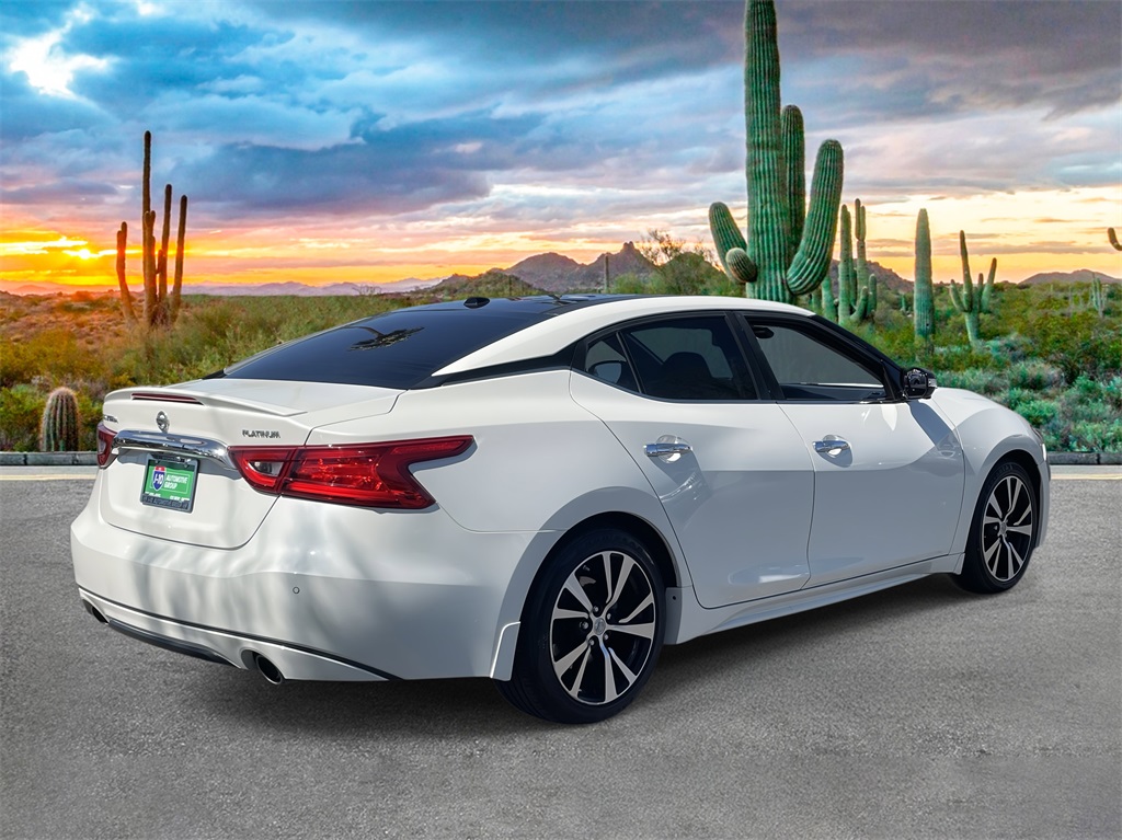 2017 Nissan Maxima Platinum photo 3