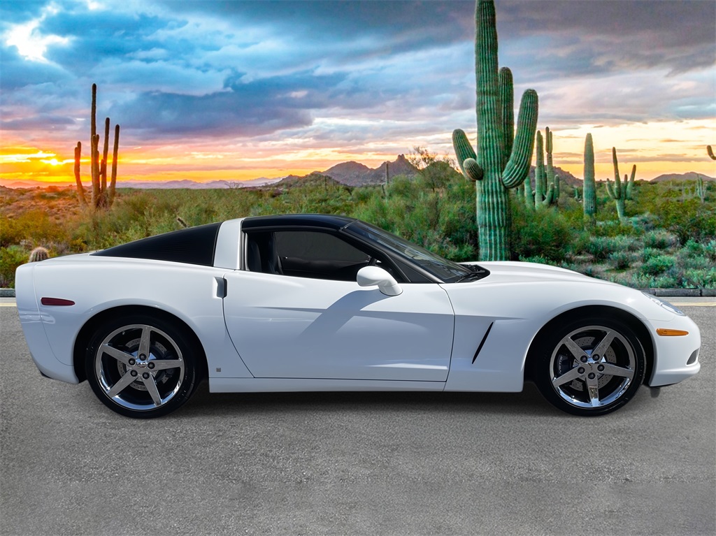 2007 Chevrolet Corvette photo 2