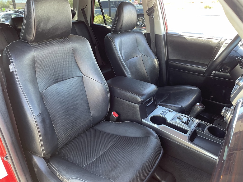 2014 Toyota 4Runner Limited photo 8