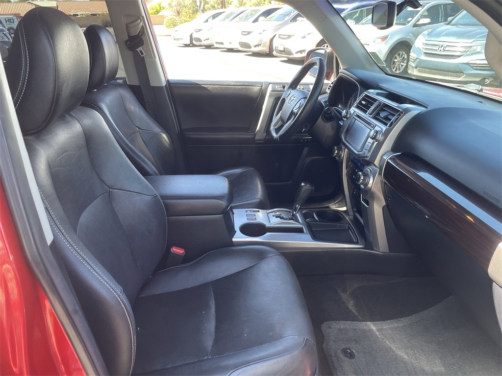 2014 Toyota 4Runner Limited photo 9