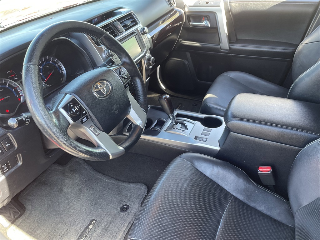 2014 Toyota 4Runner Limited photo 14
