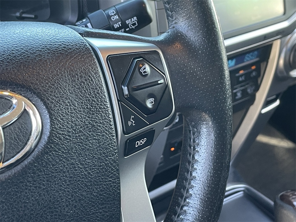 2014 Toyota 4Runner Limited photo 19
