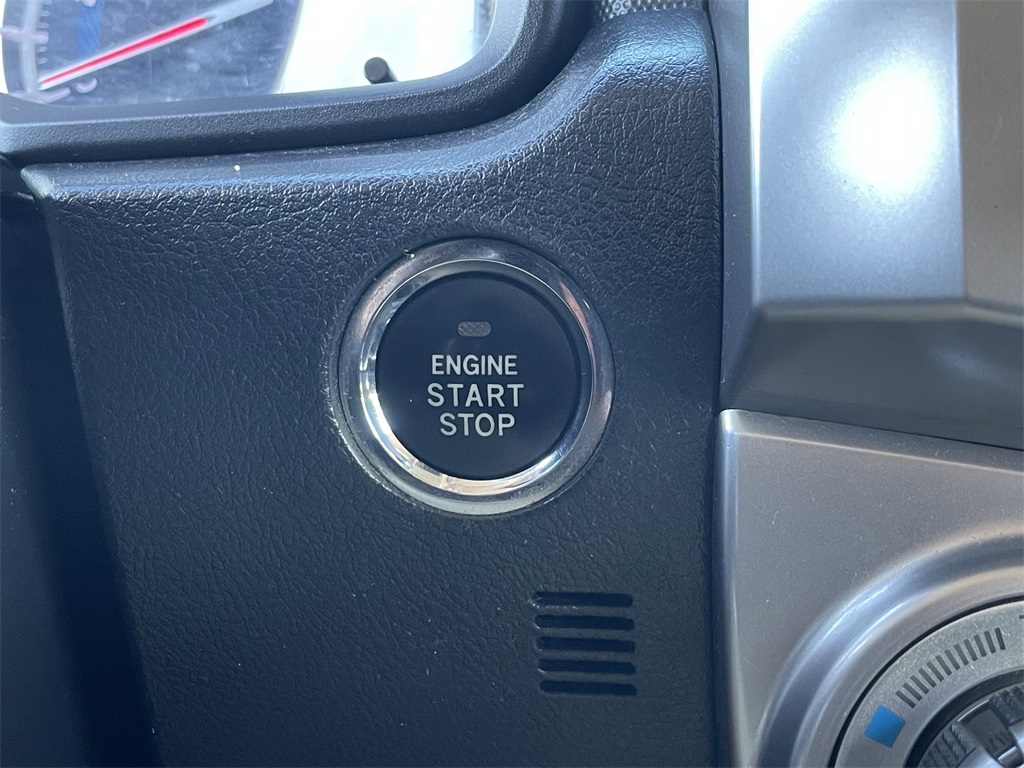 2014 Toyota 4Runner Limited photo 27
