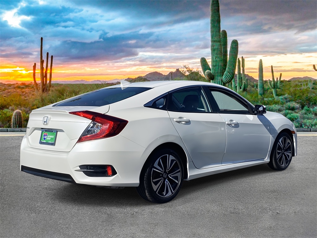 2017 Honda Civic EX-T photo 3