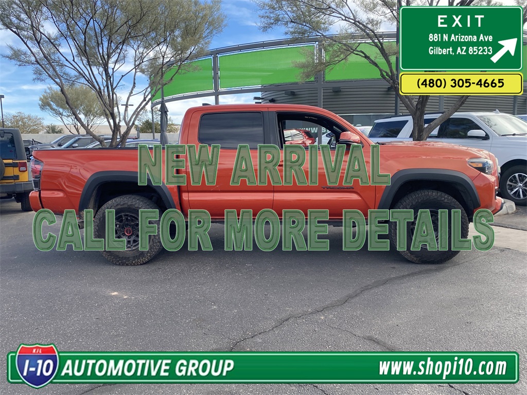 2017 Toyota Tacoma TRD Sport photo 2