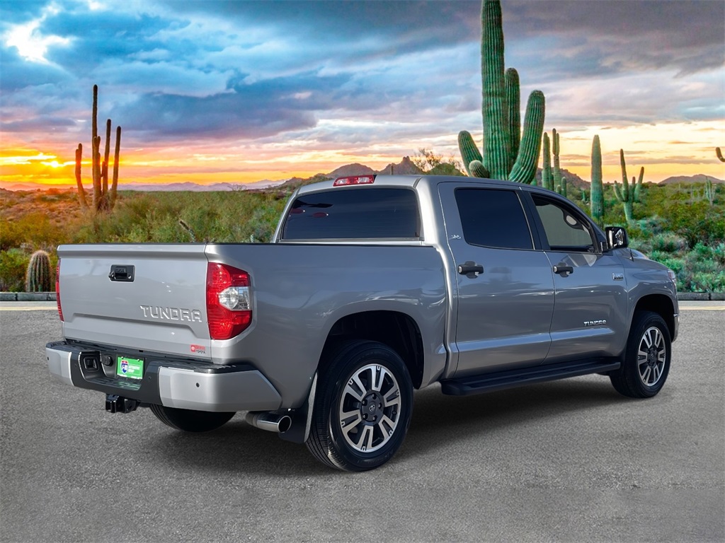 2017 Toyota Tundra SR5 photo 3