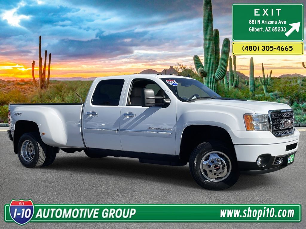 2012 GMC Sierra 3500HD Denali Crew Cab LB DRW 4WD