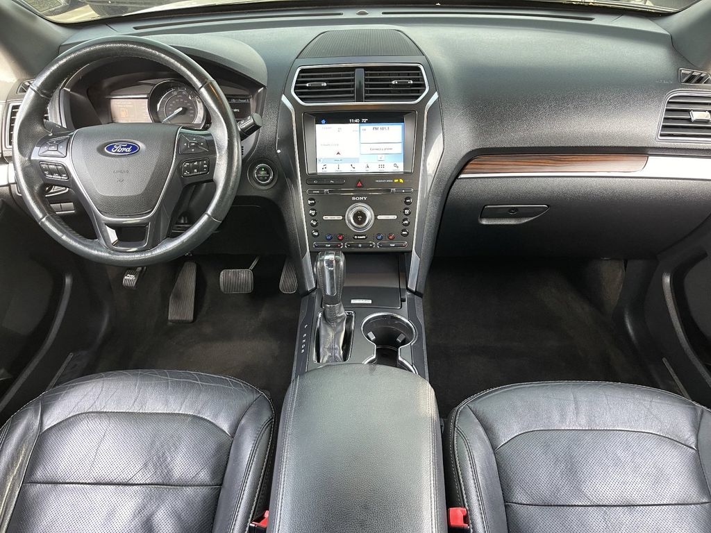 2018 Ford Explorer Limited - Photo 14