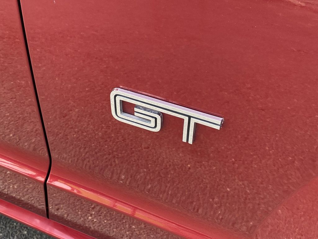 2006 Ford Mustang GT Deluxe - Photo 9
