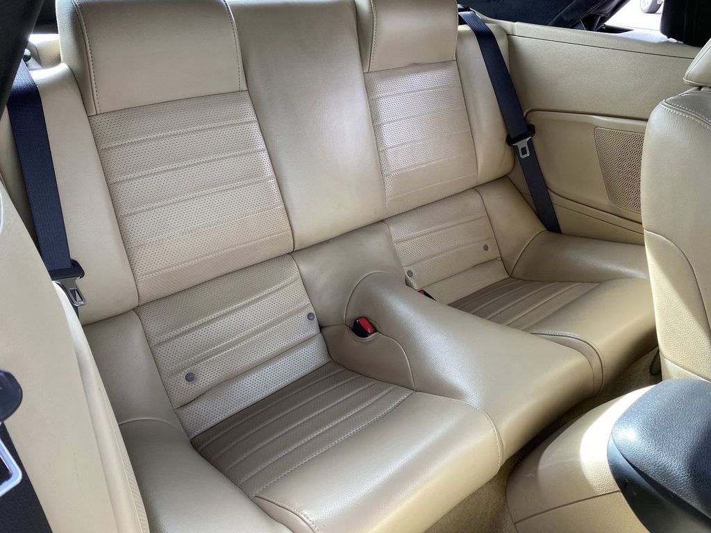 2006 Ford Mustang GT Deluxe - Photo 16