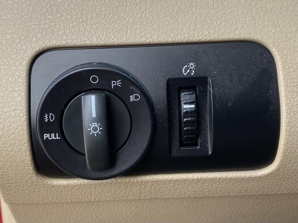 2006 Ford Mustang GT Deluxe - Photo 30