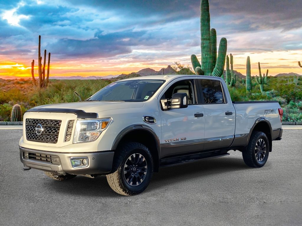 2018 Nissan Titan XD Pro-4X - Photo 7