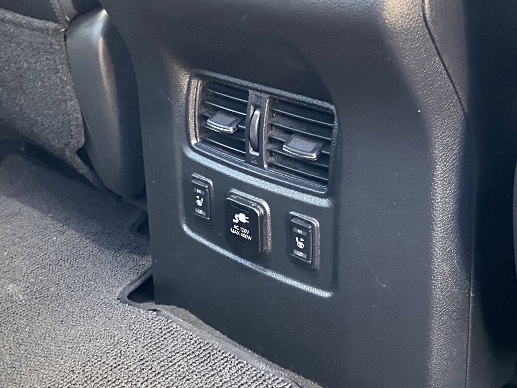 2018 Nissan Titan XD Pro-4X - Photo 16